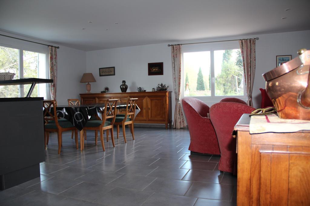 פונויל Villa Des Oliviers מראה חיצוני תמונה